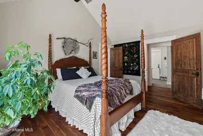 Property 26-2601 - Photo 35