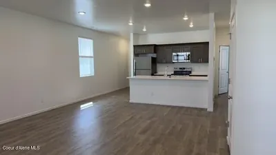 Property 26-8195 - Photo 3