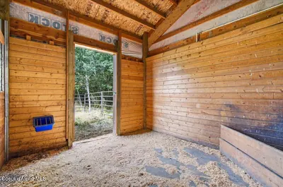 Property 26-9251 - Photo 73