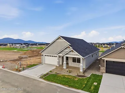 Property 26-6728 - Photo 2