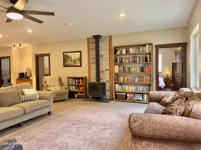 Property 26-10276 - Photo 5