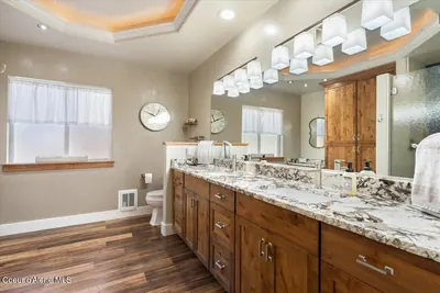 Property 26-9518 - Photo 25