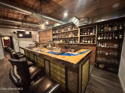 Property 25-10820 - Photo 3