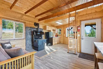 Property 25-10471 - Photo 13
