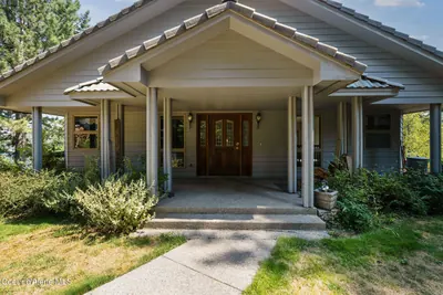 Property 26-7743 - Photo 5