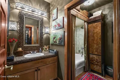 Property 26-893 - Photo 5