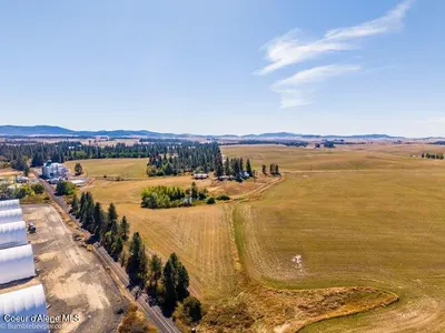 Property 26-9913 - Photo 66