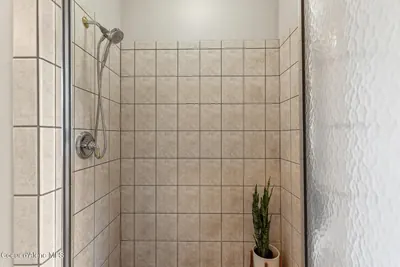 Property 26-8644 - Photo 25