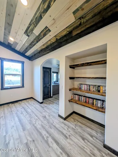 Property 26-9136 - Photo 7