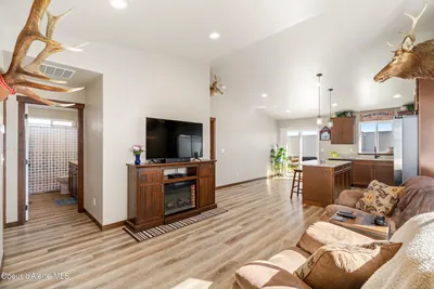 Property 26-9785 - Photo 3