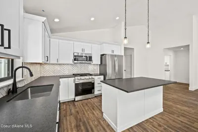 Property 26-10221 - Photo 18