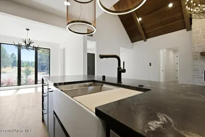 Property 26-8817 - Photo 29