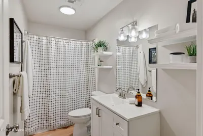 Property 26-9318 - Photo 26