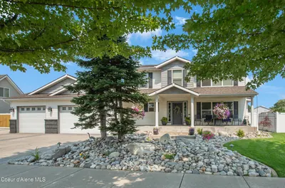Property 26-10215 - Photo 1