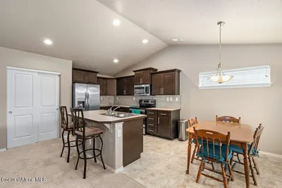 Property 26-8819 - Photo 11