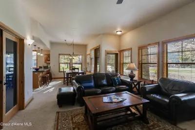 Property 26-10398 - Photo 9