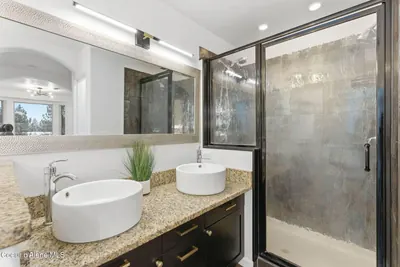 Property 26-8596 - Photo 28