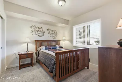 Property 26-7603 - Photo 21