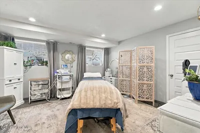 Property 26-10109 - Photo 44