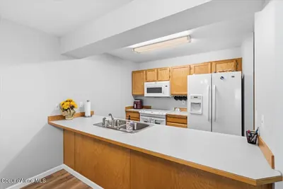 Property 26-7623 - Photo 8