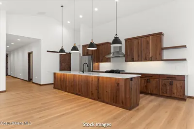 Property 26-9125 - Photo 24