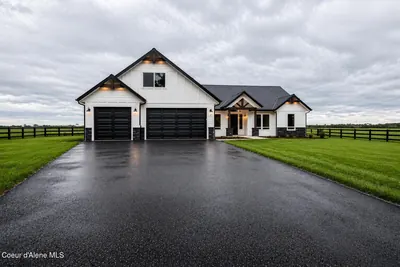 Property 26-3413 - Photo 1