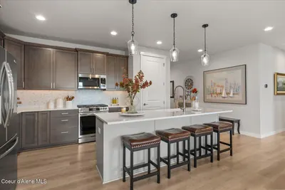 Property 26-10246 - Photo 9