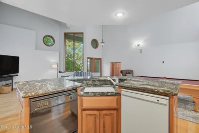 Property 26-8308 - Photo 22