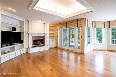 Property 26-8142 - Photo 17