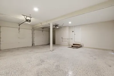 Property 26-8115 - Photo 38