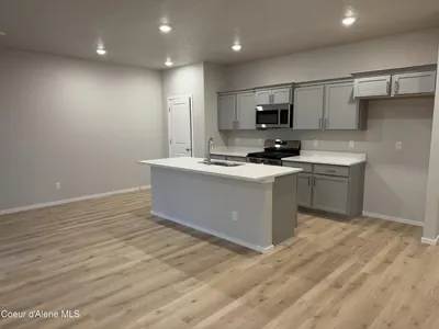 Property 26-10524 - Photo 5