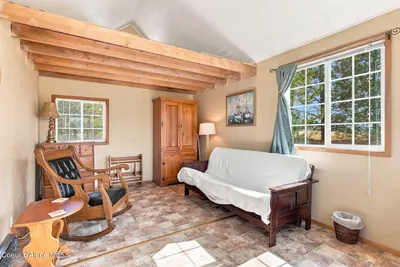 Property 26-10577 - Photo 25