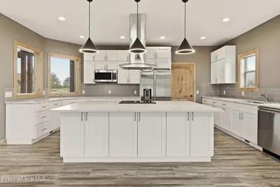 Property 26-9425 - Photo 12