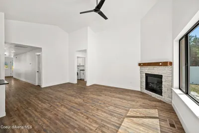 Property 26-10221 - Photo 12