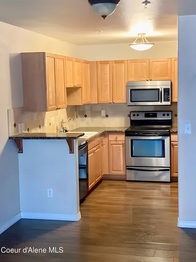Property 26-9406 - Photo 1