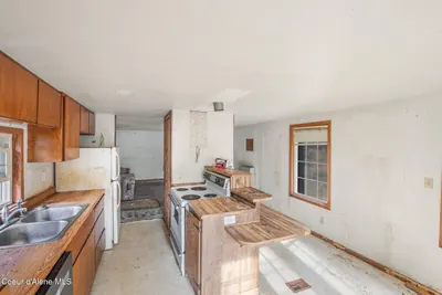 Property 26-10499 - Photo 17