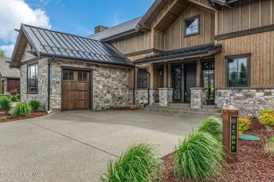 Property 26-3447 - Photo 2