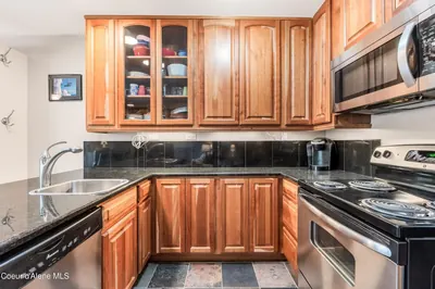 Property 26-9803 - Photo 13