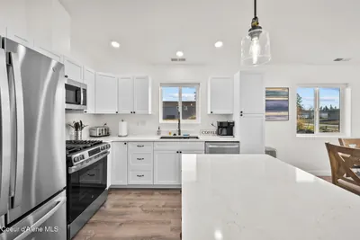Property 25-11155 - Photo 6