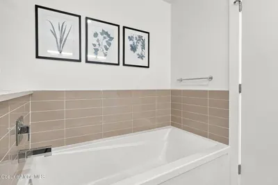 Property 26-8403 - Photo 34