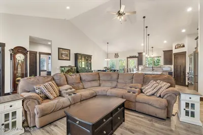 Property 26-10201 - Photo 13